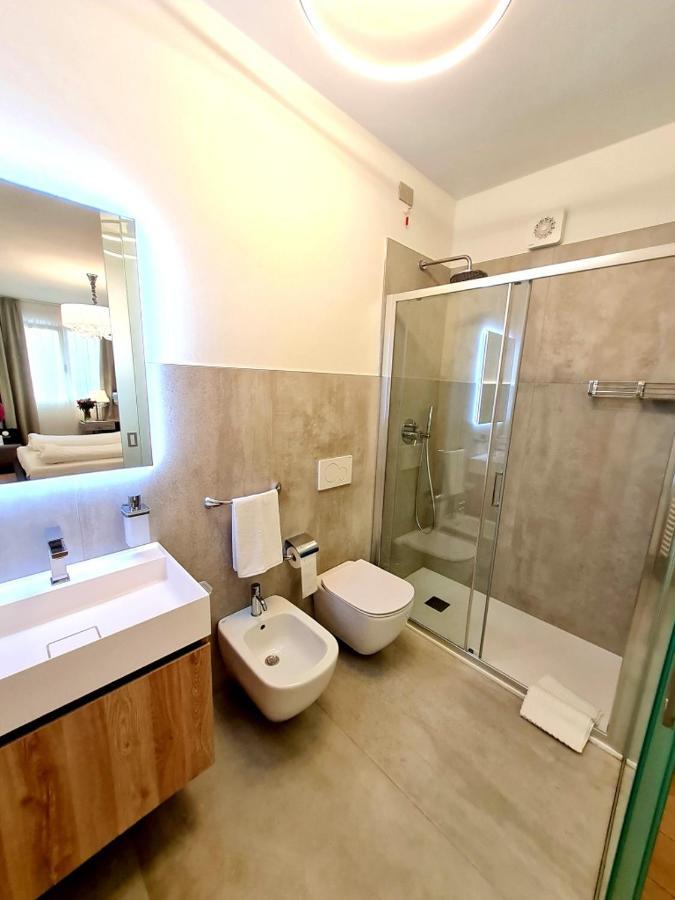 Sole Di Diana Luxury Apartments Пескьера-дель-Гарда Экстерьер фото